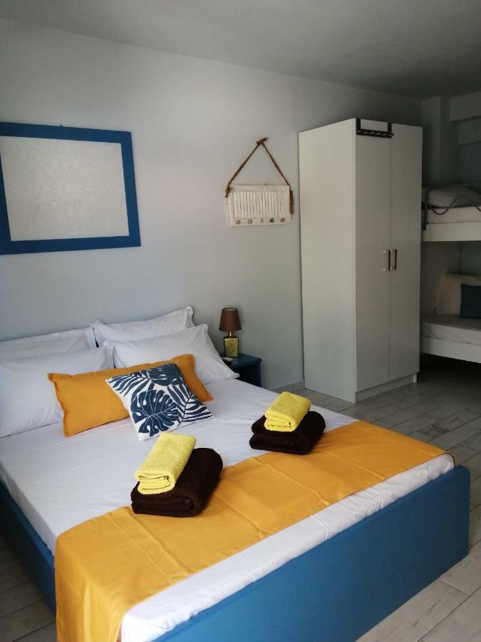 Appartement Mavi à Stavros  Extérieur photo